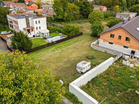 Prodej stavebního pozemku 2160 m² Nučice - Praha Západ